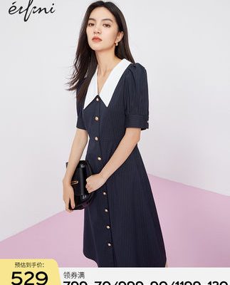 Thiết kế thích hợp váy Evelyn 2022 mùa xuân và mùa hè sọc ve áo mới đi lại của phụ nữ mùa hè váy tay phồng