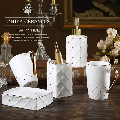 Sáng tạo theo phong cách châu Âu phòng tắm bằng xương Trung Quốc phòng tắm năm mảnh đồ dùng nhà vệ sinh gốm sứ đánh răng cốc nước súc miệng bộ rửa cốc