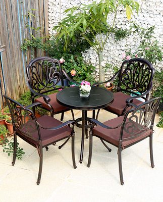 Ban công bàn ghế kết hợp nhôm đúc hiện đại tối giản bàn tròn nhỏ bàn ăn ngoài trời ba món đồ nội thất sân vườn thư giãn