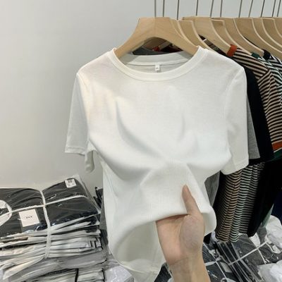 Áo thun tay ngắn có ren dành cho nữ 2022 Mùa hè phong cách phương Tây mới Màu sắc mỏng vừa vặn Căng tròn Cổ tròn nửa tay áo thun Top