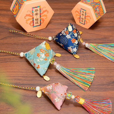 Lễ hội thuyền rồng gói gói nguyên liệu tự làm Thuyền rồng túi gói gia vị thủ công ngải cứu trẻ em phong cách cổ xưa mặt dây chuyền bánh bao