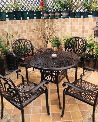 Bàn ghế nhôm đúc ngoài trời kết hợp biệt thự ngũ thất sân vườn bàn ghế sân vườn ban công bàn ghế thư giãn