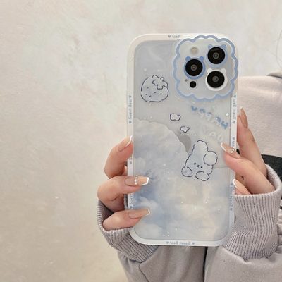 In đám mây lớp dâu tây thỏ phù hợp cho điện thoại di động iphone13 vỏ 12pro apple x silicone xr camera xs new max nữ xsxmax mờ iphonex set 8plus / 7p / 11promax