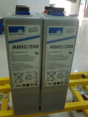 Pin mặt trời của Đức 2V200AH A602 / 200 DC màn hình nhà máy năng lượng mặt trời và các thiết bị điện chuyên dụng khác