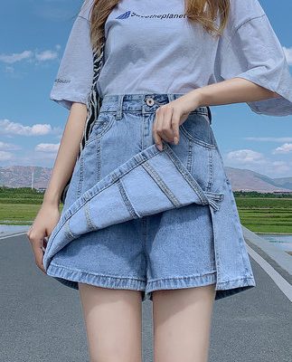 Váy ngắn denim lưng cao của phụ nữ mùa hè 2022 Quần culottes thời trang mới cho thấy túi mỏng có đường xẻ một đường túi hông váy