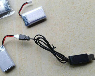 Máy bay không người lái Quadcopter pin sạc dự phòng 600 mah pin sạc máy bay không người lái