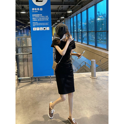 Thiết kế ngách xếp ly cổ tròn mỏng phù hợp thẳng váy áo phông ngắn tay ngắn váy phụ nữ 2022 mới mùa hè