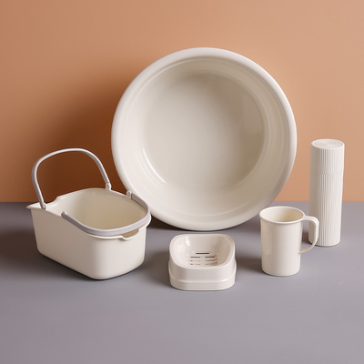 Sinh viên phòng tắm đồ dùng vệ sinh thiết lập khai trương quà tặng huấn luyện quân sự ký túc xá năm mảnh bộ chậu rửa mặt giỏ súc miệng cốc