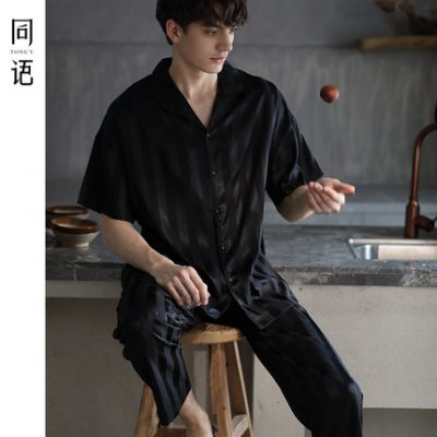 Tongyu [lụa mát] bộ đồ ngủ lụa băng của nam giới quần áo ở nhà mùa hè của nam giới mỏng lỏng mô phỏng bộ lụa hai mảnh