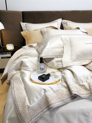 Bộ đồ giường nghệ thuật sang trọng theo phong cách Ý Bộ đồ giường thêu cao cấp 140 số cotton nguyên chất cotton dài ghim bốn mảnh vải dệt gia đình