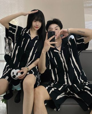 2022 mới vài bộ đồ ngủ nữ mùa hè ngắn tay sọc đen nam ngắn tay bộ đồ mặc nhà cao cấp