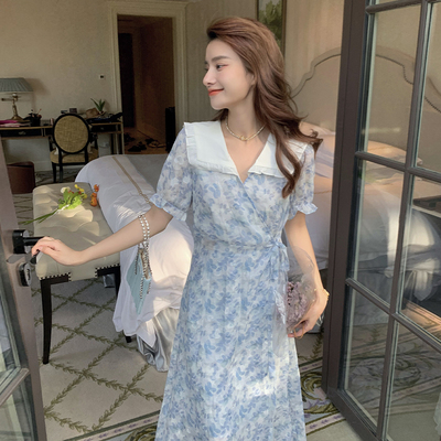 Deng Liuliu French First Love Váy dài ngọt ngào cho thấy búp bê mỏng cổ áo hoa Váy voan hoa mùa hè 2022