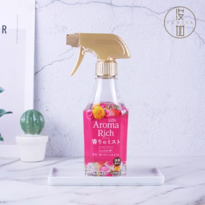Nhập khẩu Nhật Bản Lion King Aroma Hương thơm quần áo phong phú kháng khuẩn chống nhăn mùi đặc biệt mùi lẩu xịt mùi rèm chăn ga gối đệm