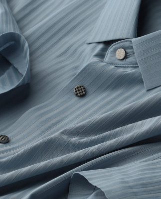 UBV chất lượng cao không sắt áo sơ mi ngắn tay nam 2022 mùa hè băng lụa áo sơ mi liền mạch mỏng vừa vặn nửa tay áo sơ mi mỏng