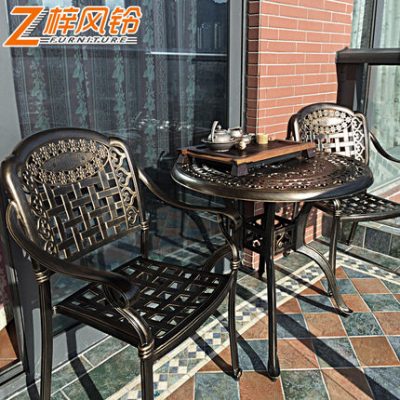 Bàn ghế ngoài trời ban công kết hợp sân hiên Bộ bàn ghế nhôm đúc phong cách Châu Âu biệt thự ngoài trời sân vườn bàn ghế thư giãn sắt rèn