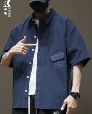 Mùa hè khâu túi áo sơ mi ngắn tay nam màu xanh nước biển bên ngoài áo sơ mi mỏng bên ngoài áo thun nam mùa hè cỡ lớn ve áo