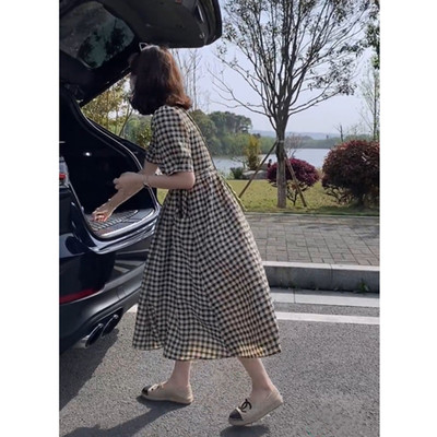 2022 váy kẻ sọc mới của phụ nữ mùa hè retro hoa thiết kế giản dị Váy Hepburn Pháp nhỏ
