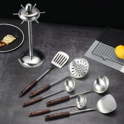 Thìa tay cầm bằng gỗ bằng thép không gỉ 304 thìa nấu ăn thìa gia dụng thìa gỗ chống bỏng cán dài thìa súp thìa chiên thìa chao đồ dùng nhà bếp