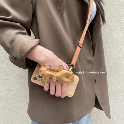 Dây đeo cổ tay hươu cao cổ cho apple 13 ốp lưng điện thoại di động iphone12 pro vỏ bảo vệ 12 apple 11 promax niche xsmax new nữ xs apple x creative 7 / 8plus messenger xr