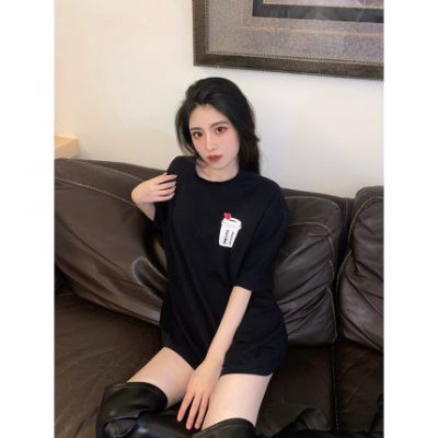 CLARET MONO xuân hè mới phụ nữ gấu vuốt cà phê chung từ thiện Áo thun cổ tròn tay ngắn 301269