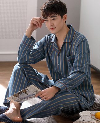 2022 bộ đồ ngủ mới của nam giới mùa xuân và mùa thu mẫu mùa thu cotton dài tay quần áo ở nhà nam bộ đồ cotton bốn mùa