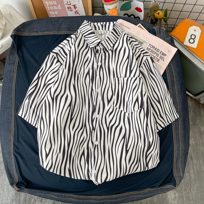 Mùa hè thủy triều thương hiệu họa tiết ngựa vằn áo sơ mi ngắn tay nam xu hướng lỏng lẻo thanh niên giản dị tất cả phù hợp với áo sơ mi đẹp trai