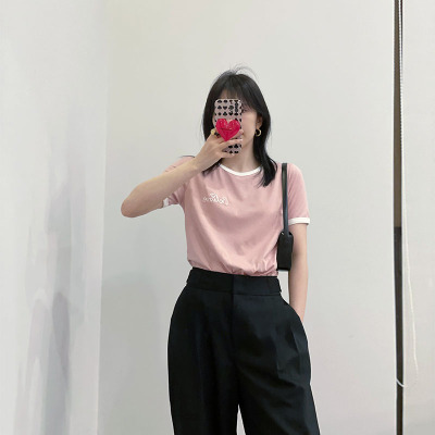 Pháp Casual 22 Mùa xuân / Mùa hè Chữ thêu Logo Tương phản Cạnh Phụ nữ Áo phông 2 màu