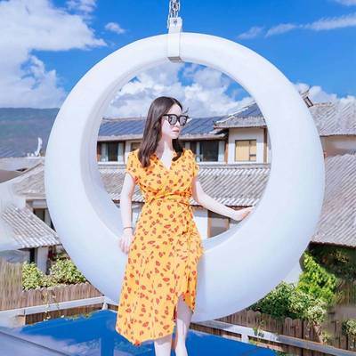 Ngoài trời đu quay ngoài trời sân ngoài trời treo ghế ban công nhà lưới màu đỏ sân chơi thiết bị sân chơi năng lượng mặt trời mặt trăng bập bênh ghế