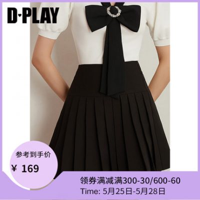 DPLAY Depala 2022 mùa xuân mới màu đen cạp cao phong cách retro xếp ly váy chữ A váy nhỏ JK