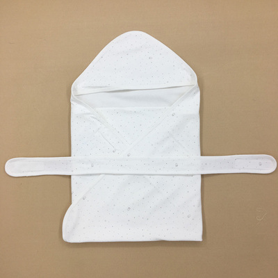 Li Yingfang 4 tháng tuổi bộ đồ giường mùa xuân mới cho bé khăn gói hai lớp, chăn, chăn bông, đồ dùng bằng bông đơn giản