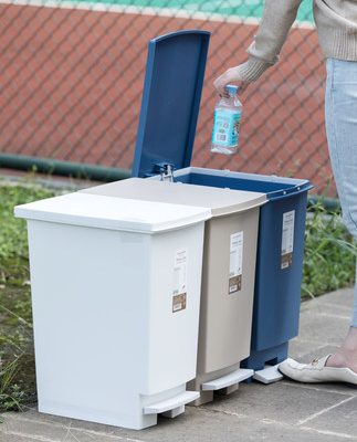 Camellia thùng rác lớn thương mại có nắp bàn đạp chân sân lớn ngoài trời nhà bếp hộp công suất lớn