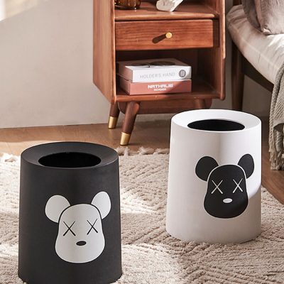 Thùng rác in trong phong cách Bắc Âu, sang trọng, nhẹ nhàng cho bé gái