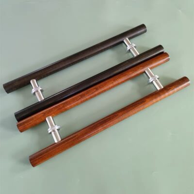 Tay nắm cửa Inox Giả Gỗ Nâu. Tay nắm cửa Windragon
