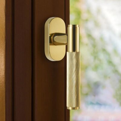 Tay nắm cửa sổ biệt thự bằng đồng thau DC985