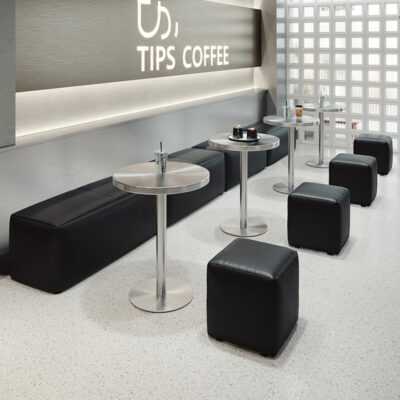 Người nổi tiếng trên mạng uống trà sữa cửa hàng thẻ ghế sofa dựa vào tường quán cà phê ghế dài I-type gió công nghiệp ghế thẻ sân vườn bến tàu thương mại