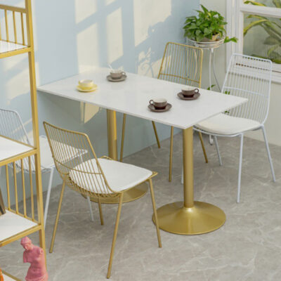 Sang trọng nhẹ nhàng kết hợp bàn ghế quán trà sữa phong cách Bắc Âu ins sắt rèn lưới lưng ghế tráng miệng quán đá đỏ bàn