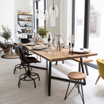 Hiện đại tối giản căn hộ nhỏ bàn ăn cafe bàn ăn hình chữ nhật hộ gia đình gỗ nguyên khối bàn ăn sắt rèn