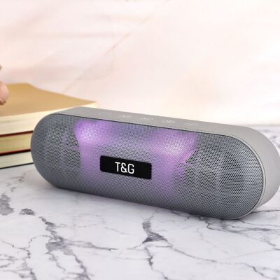 Loa bluetooth không dây thương mại điện tử xuyên biên giới TG148 Đèn lồng LED thẻ plug-in OEM tùy chỉnh loa mini di động