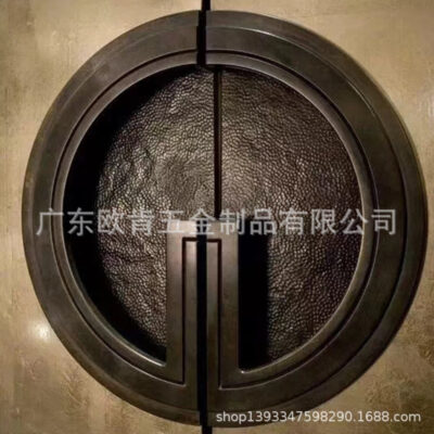 Quảng Đông Ouken Phần cứng Bán hàng trực tiếp Hình bán nguyệt cổ điển mới của Trung Quốc Tay gõ Kết cấu Kết cấu Tay nắm cửa bằng đồng đen mờ