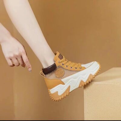 Mùa hè 2023 mới cao-top giày lưới rỗng thoáng khí thường ngày giày thể thao nữ đế dày và tăng chiều cao bên trong