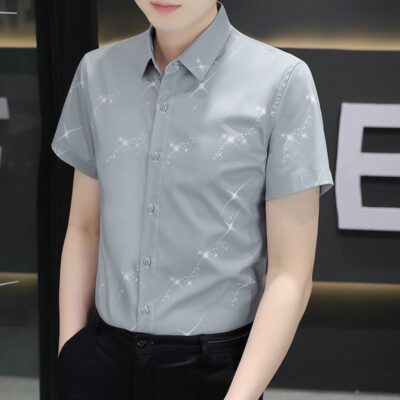 Áo sơ mi nam ngắn tay mùa hè phiên bản mới của Hàn Quốc lụa băng co giãn tự trồng sơ mi giản dị sơ mi nam công sở phù hợp với mọi lứa tuổi