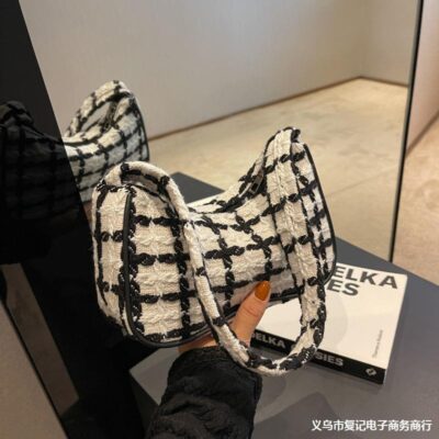 Túi đeo sát nách Shangxin phổ biến của Pháp mùa thu đông kiểu Pháp dành cho nữ 2023 túi đeo vai kẻ sọc len hợp thời trang phong cách cổ điển mới phù hợp với tất cả các trận đấu