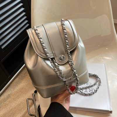 Thời trang túi nhỏ tươi mát phổ biến phụ nữ mùa xuân hè 2023 kết cấu ba lô đơn giản túi đeo sát nách phù hợp với tất cả