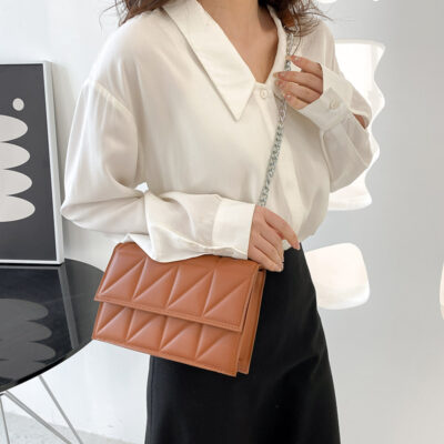 Họa Tiết Thời Trang Mới Nữ Túi Vuông Nhỏ Mùa Xuân 2023 Phổ Biến Túi Vuông Nhỏ Hình Thoi Túi Đeo Vai Dây Xích Túi Messenger