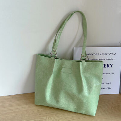 Túi nữ thiết kế ngách họa tiết đi lại sức chứa lớn 2023 túi đeo vai sát nách hợp thời trang túi tote túi cực lớn