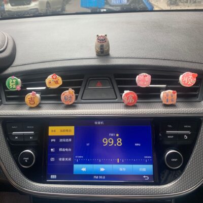 Xe Mới Xông Phòng Bảng Tên Cửa Thoát Khí Trang Trí Xe Hơi Bé Gái Hương Thơm Cửa Thoát Khí Xe Ô Tô Mới Quà Tặng Xe Hơi