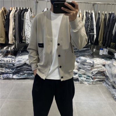 Thời trang nam cổ chữ V dệt kim màu áo khoác cardigan mùa thu mới đơn giản và đa năng thoải mái thường ngày vá áo khoác ngoài