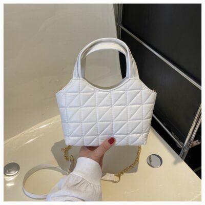 Túi đeo sát nách nữ 2023 mới túi đeo vai hình thoi phong cách cổ điển sức chứa lớn học sinh đi học túi tote xách tay