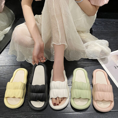 Dép đi trong nhà phong cách mới của phụ nữ mặc bên ngoài mùa hè đơn giản trong nhà nhà bằng phẳng chống trượt phòng tắm đế mềm dép cổ tích và dép đi trong nhà