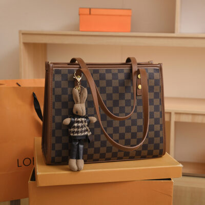 Túi tote nữ sức chứa lớn 2023 túi xách cao cấp thích hợp mới thời trang thiết thực túi đeo vai phù hợp với mọi đối tượng Túi Messenger